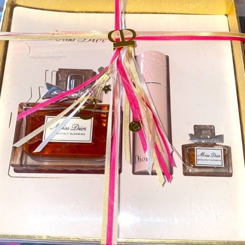 Miss Dior Limited Edition Gift Set in Box New